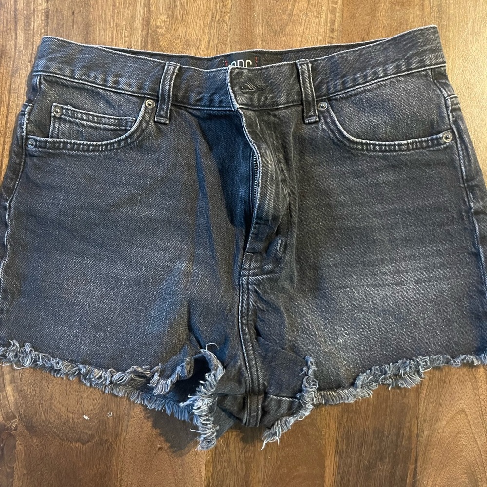 BDG Retro High-Rise Frayed Hem Women’s Denim Shorts - Black